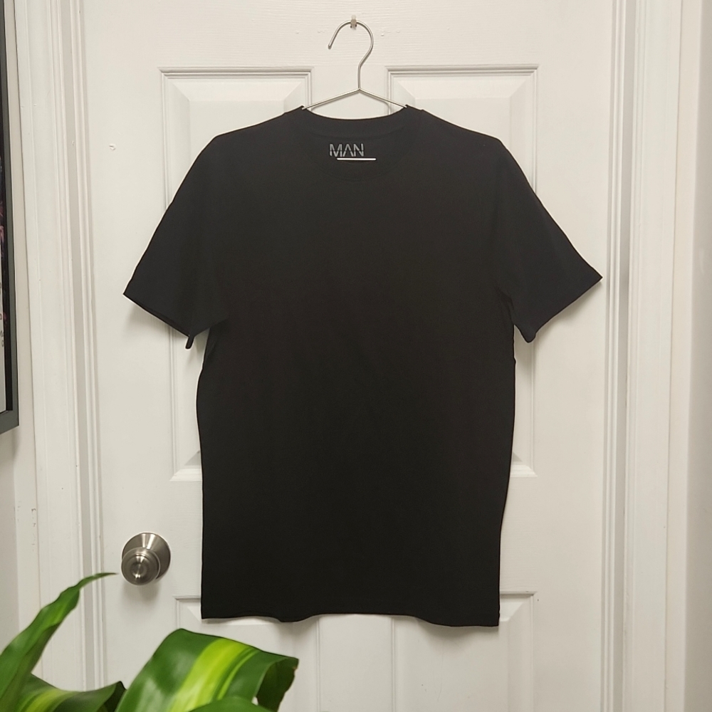 BOOHOOMAN MUSCLE FIT SHIRT SIZE MEDIUM BLACK